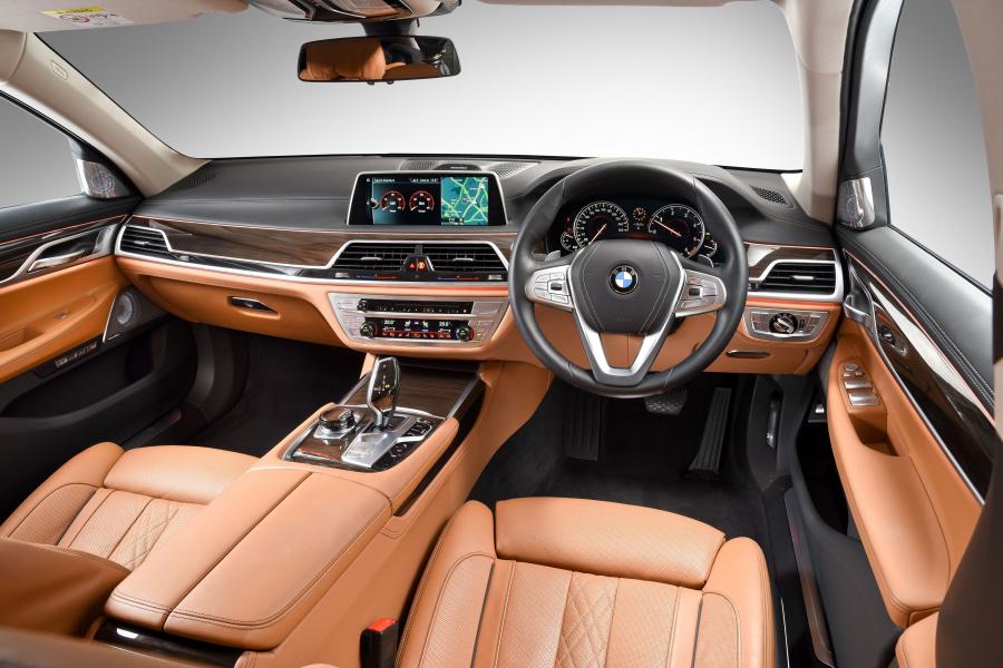  BMW 730d 2016 года  (ZA) (фото 25 из 30)